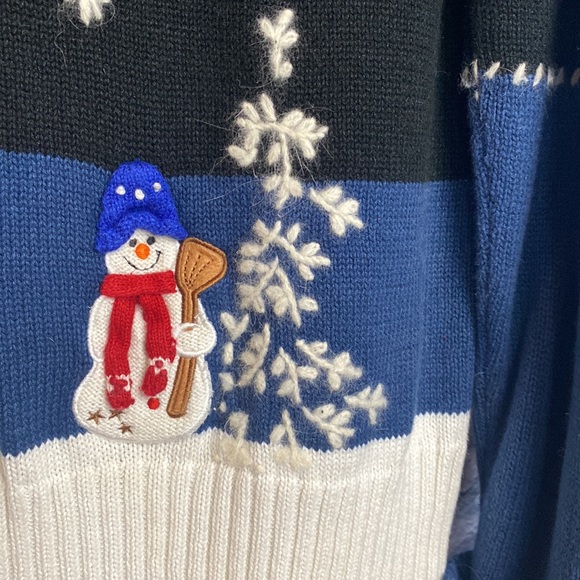 Christmas Snowman Colorblock Fuzzy Snowflake Sweater - Picture 13 of 14